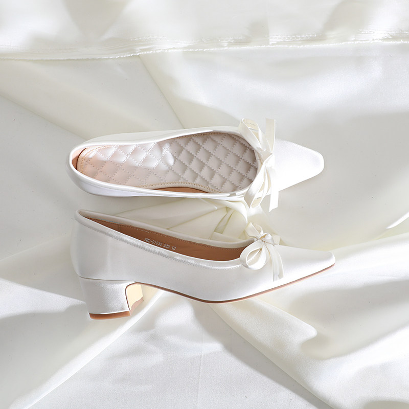 莲花府邸2025春季浅口鞋时尚优雅尖头蝴蝶结甜美女鞋舒适百搭粗跟
