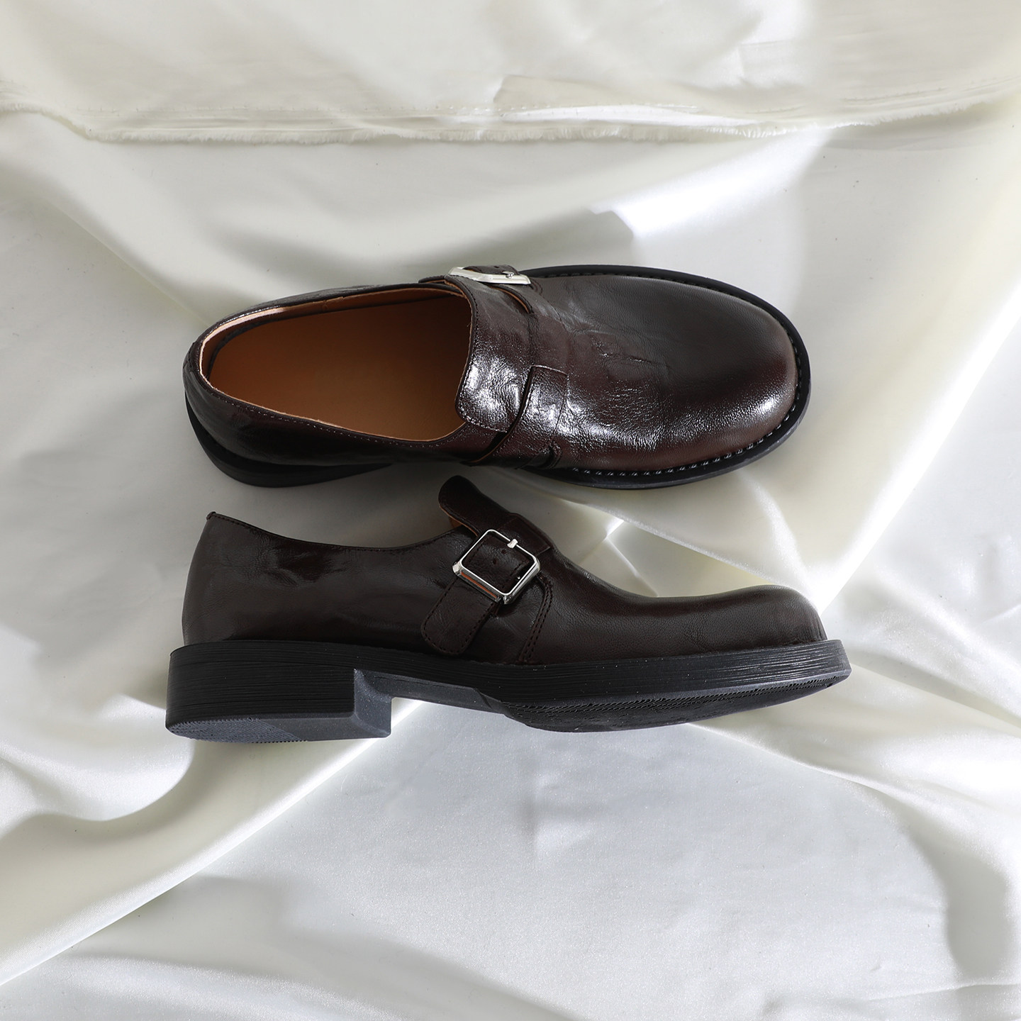 莲花府邸2026春季复古单鞋羊皮粗跟小皮鞋圆头简约百搭深口乐福鞋,女鞋,深口单鞋,淘宝优惠券,粉丝福利购,淘宝优惠卷