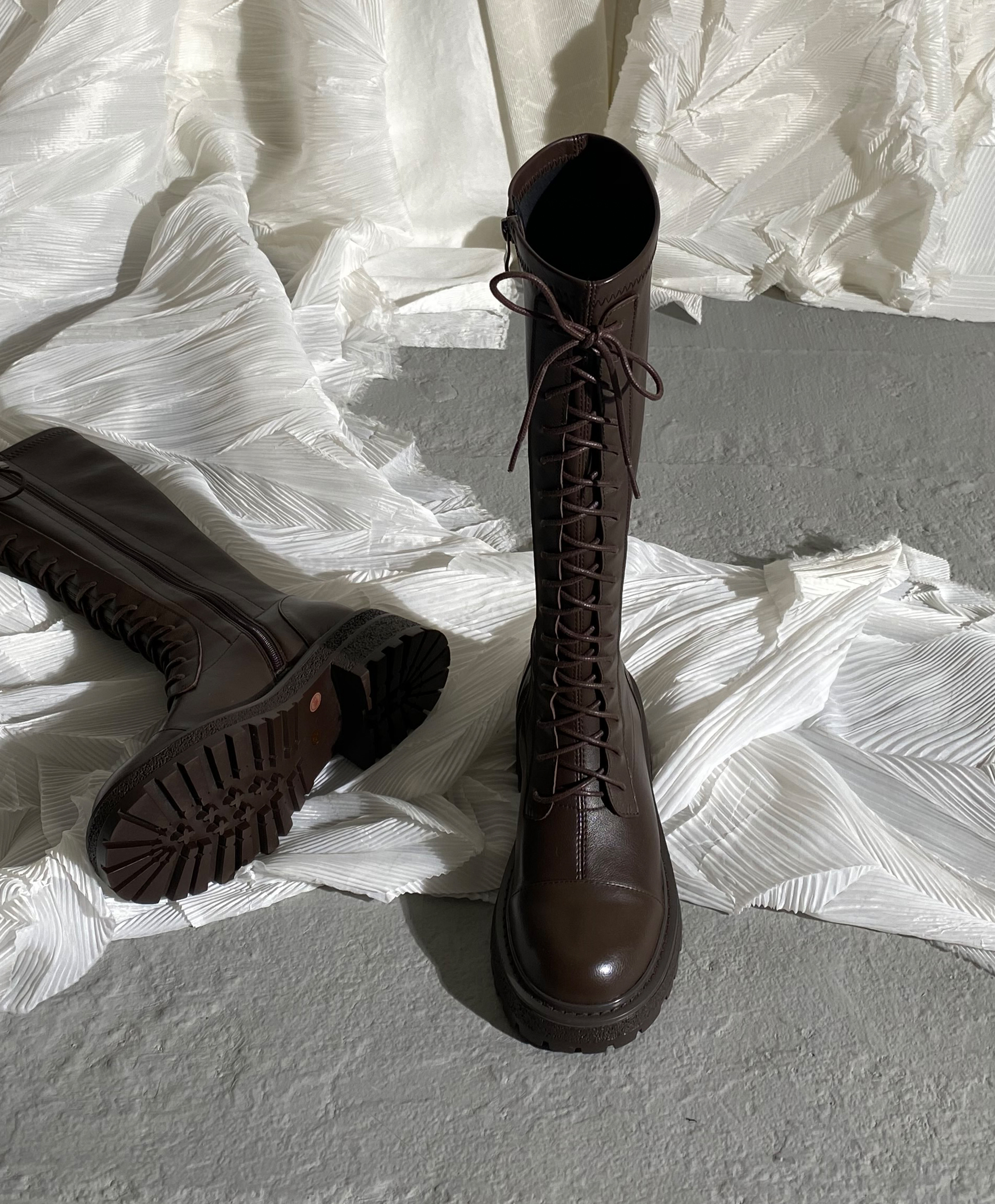 莲花府邸时尚骑士靴粗跟