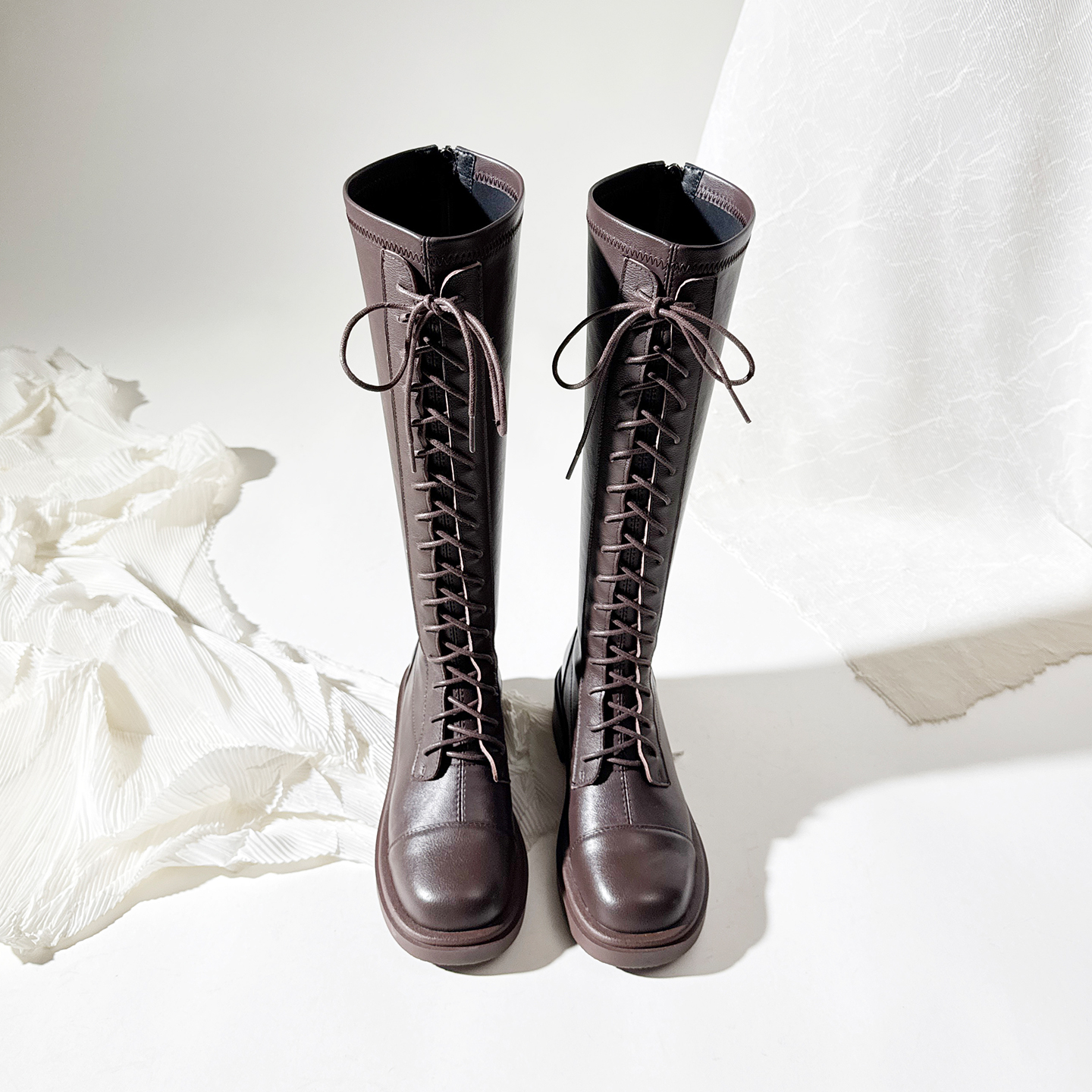 英伦圆头高筒系带后拉链骑士靴