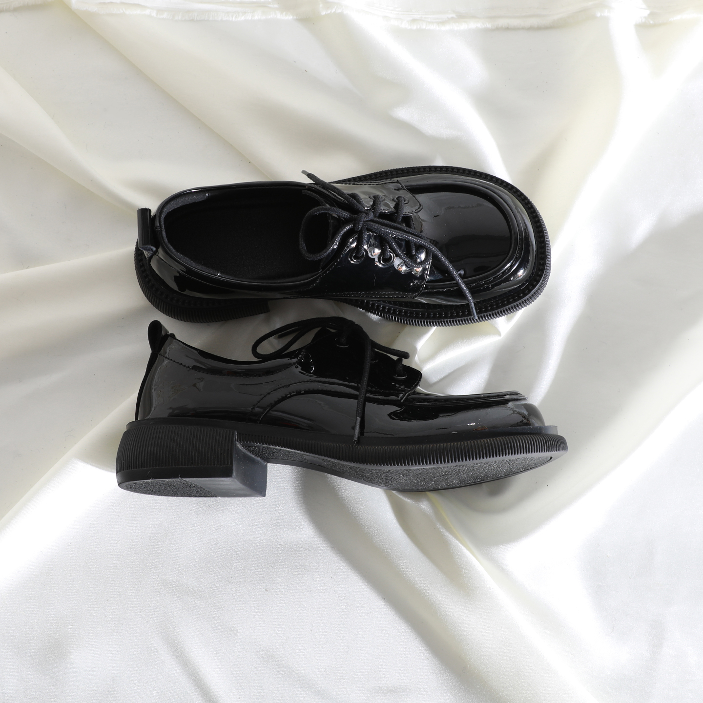 系带莲花府邸小皮鞋里外全皮