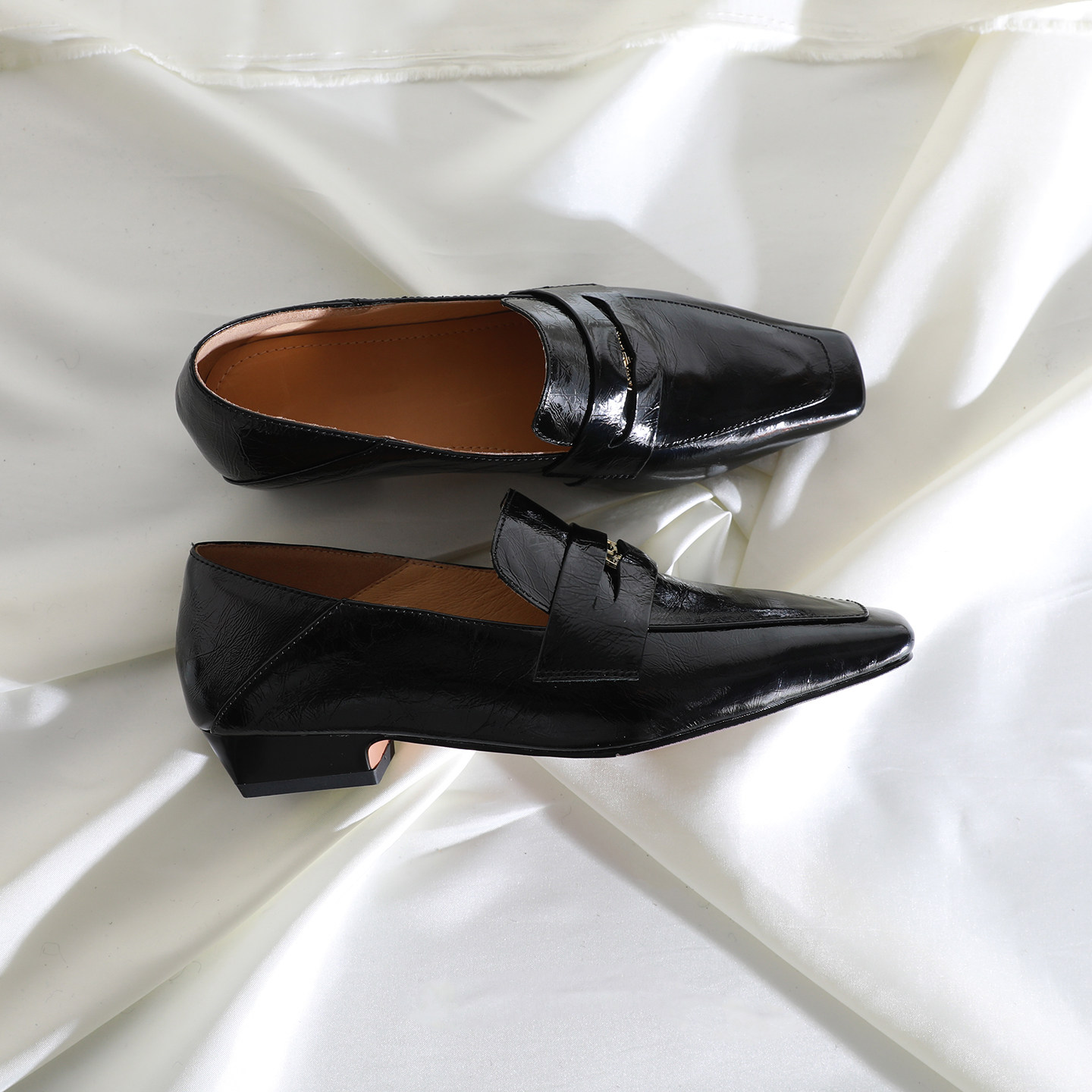 莲花府邸2026春韩版单鞋方头中口金币乐福鞋通勤百搭粗跟牛皮女鞋,女鞋,深口单鞋,淘宝优惠券,粉丝福利购,淘宝优惠卷