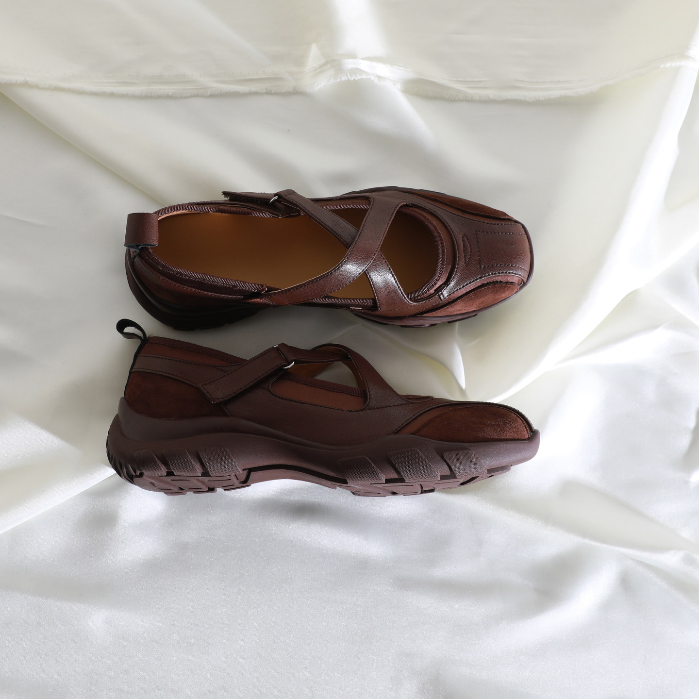 莲花府邸2026春季时尚休闲鞋拼接交叉带单鞋舒适牛皮平底鞋女鞋子,女鞋,浅口单鞋,淘宝优惠券,粉丝福利购,淘宝优惠卷