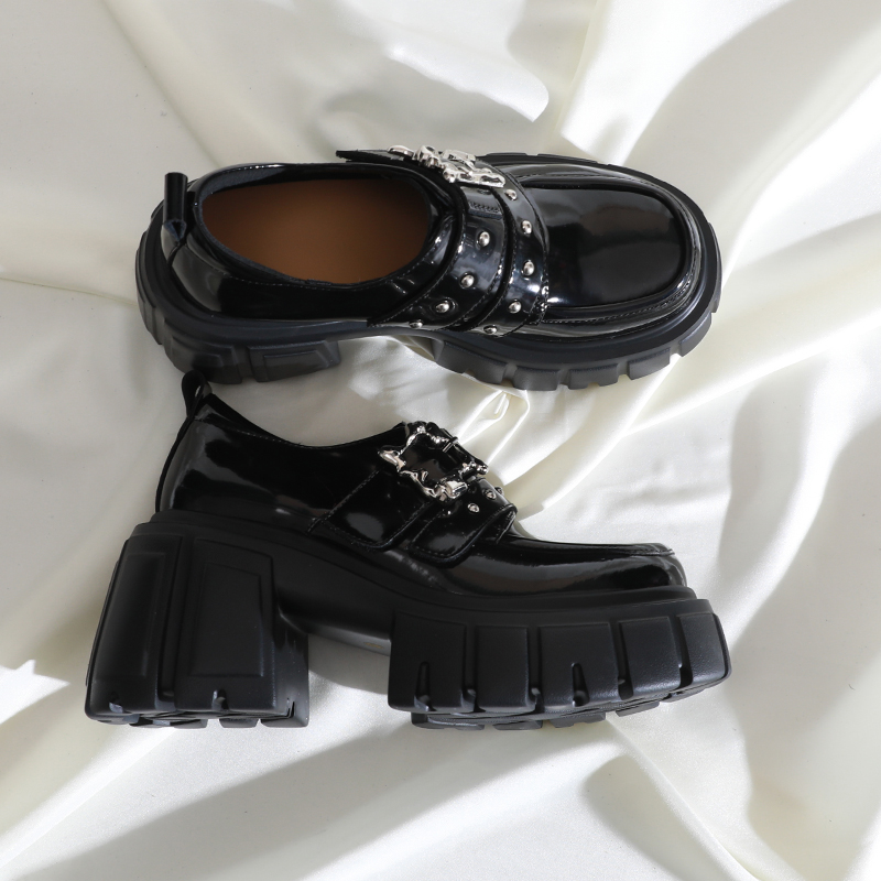 莲花府邸英伦风松糕底松糕鞋铆钉