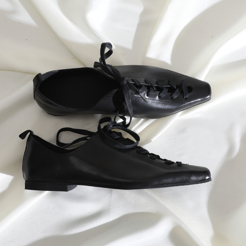 莲花府邸深口单鞋粗跟系带简约