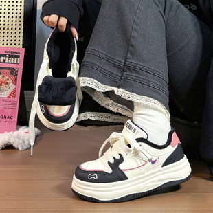 人本冬季加绒面包鞋女鞋厚底原创爆款小白鞋保暖百搭轻便增高板鞋