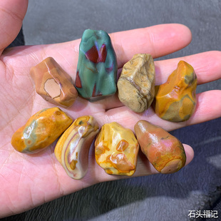 天然玛瑙原石 戈壁石 阿拉善石 奇石 俏色 彩玉