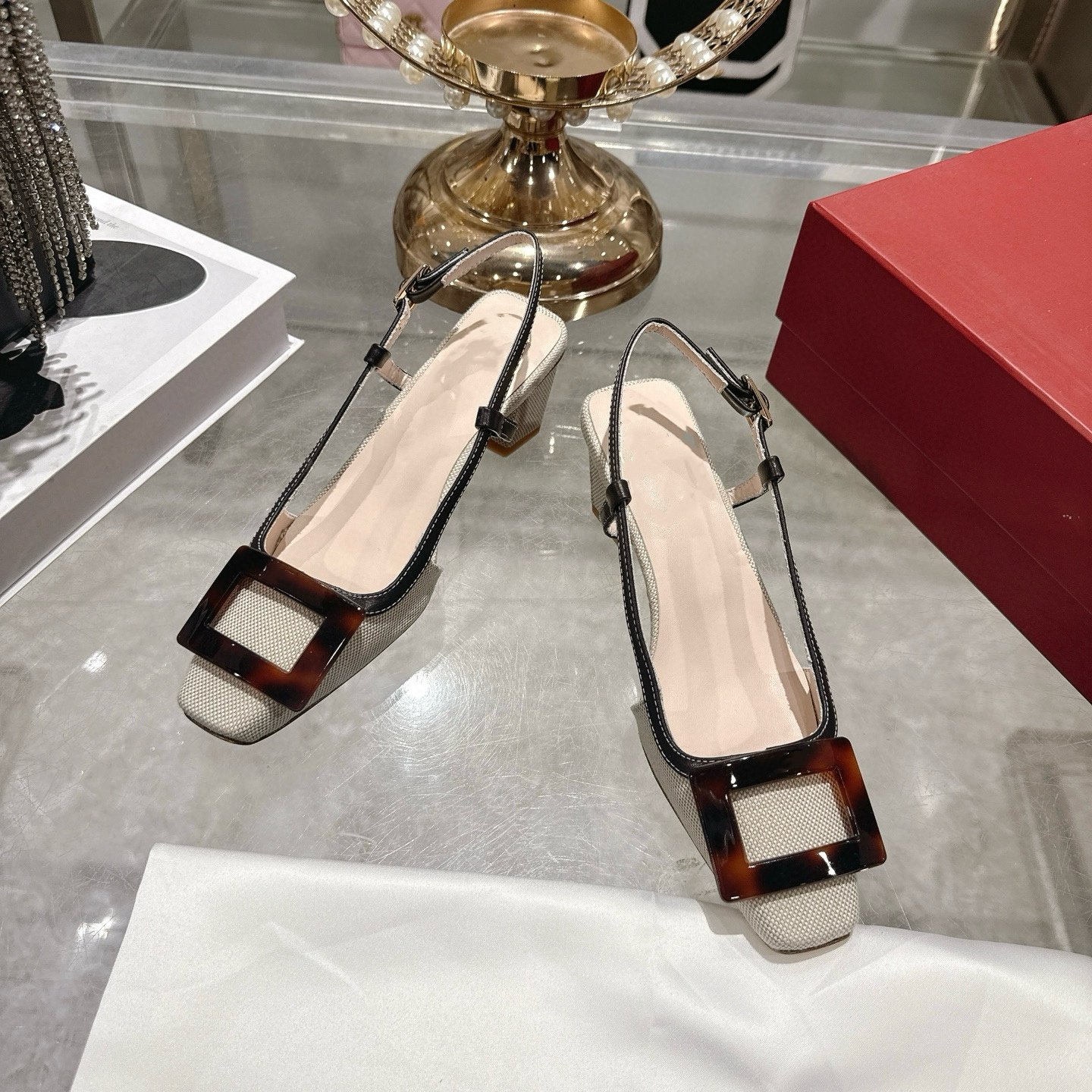 韩式新款方扣包头凉鞋女中跟真皮浅口2026新款气质女鞋时尚百搭,女鞋,时装凉鞋,淘宝优惠券,粉丝福利购,淘宝优惠卷