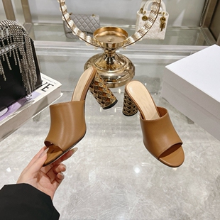 2025春季新款金属跟高跟凉鞋拖鞋粗跟真皮百搭时尚穆勒鞋牛皮女鞋