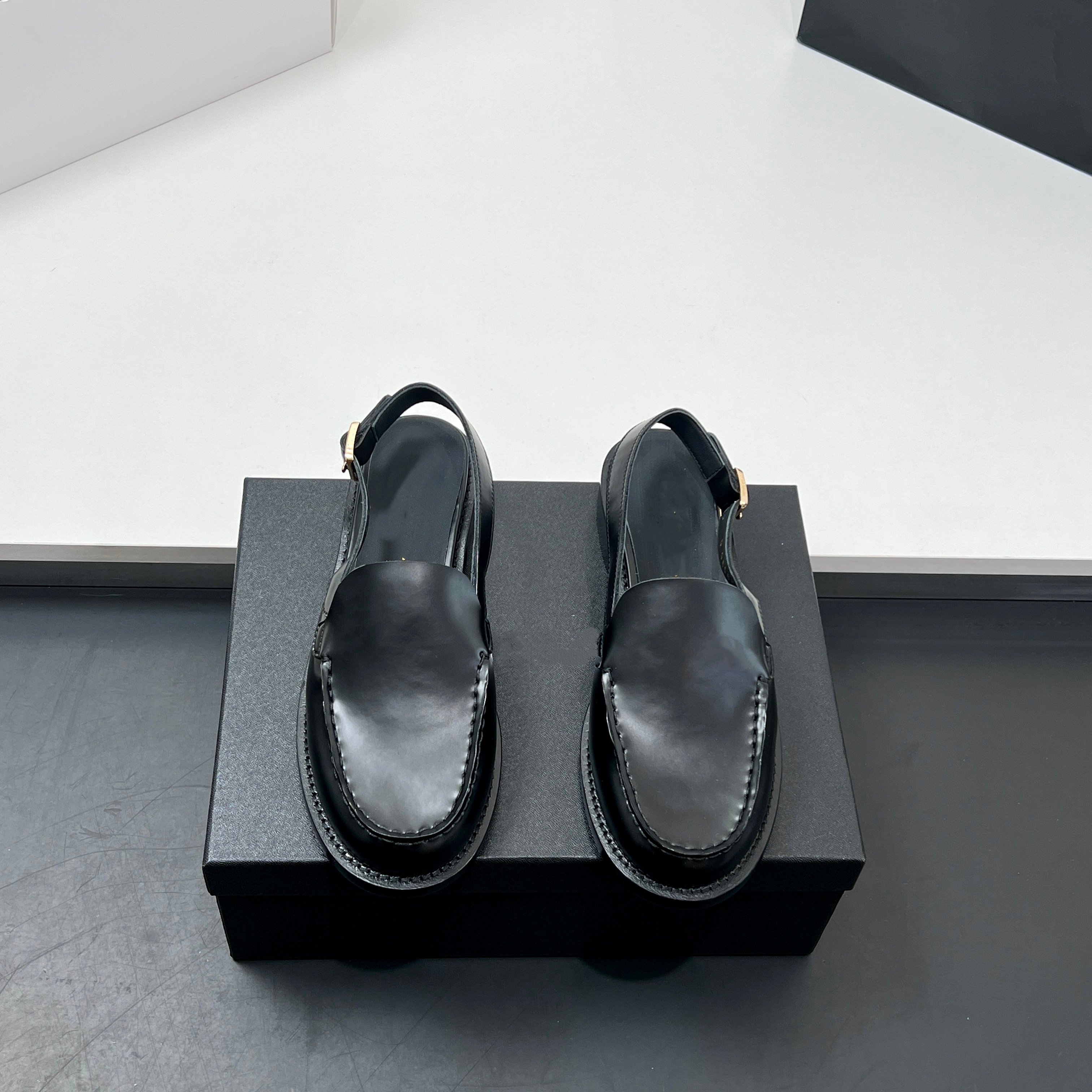 2026新款真皮休闲鞋女一字带懒人平底包头后空凉鞋极简百搭舒适,女鞋,时装凉鞋,淘宝优惠券,粉丝福利购,淘宝优惠卷