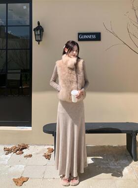 卡其色针织a字半身裙女秋冬2025新款日常通勤加厚修身长款百褶裙