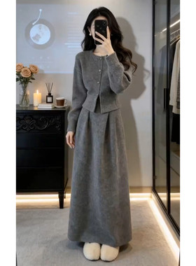 2026新款巨好看灰色针织毛衣洋装子女装秋冬高级感穿搭长裙套装
