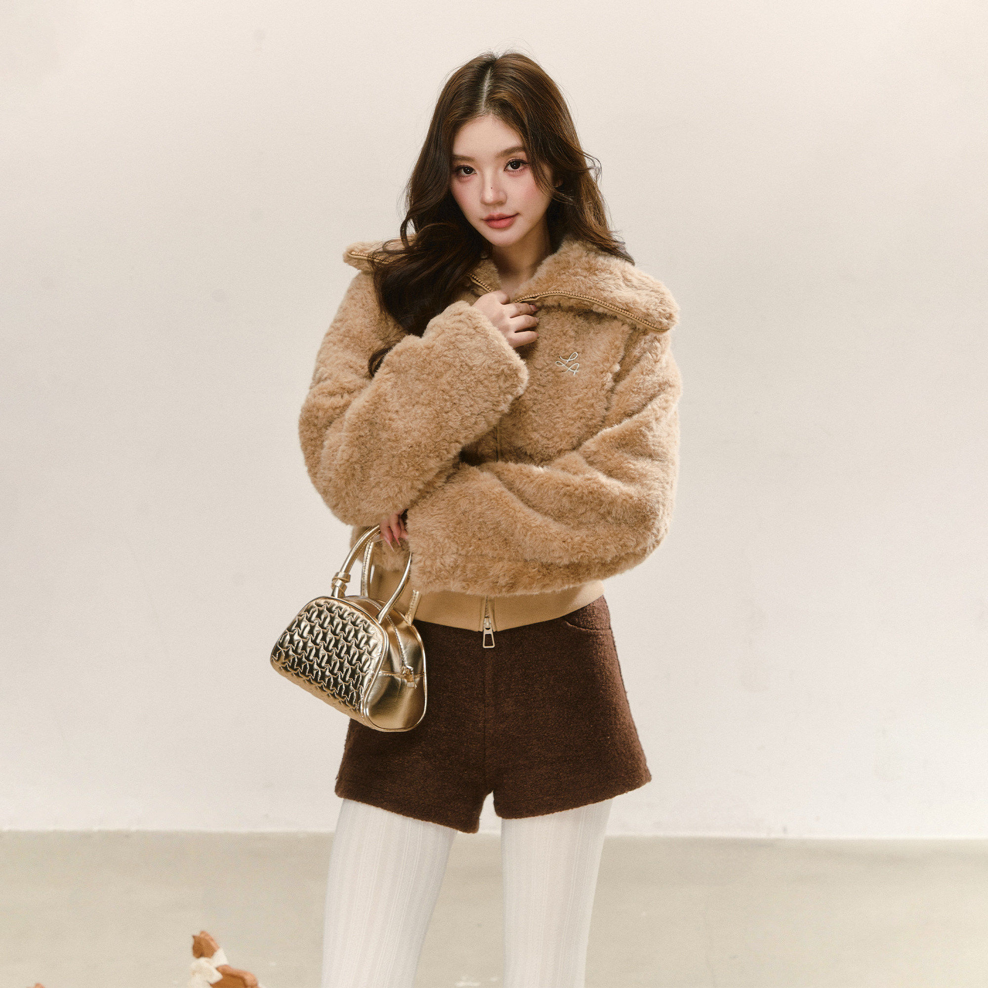 LENNEA毛毛外套女冬季短款翻领正肩皮毛一体环保毛皮草上衣女冬