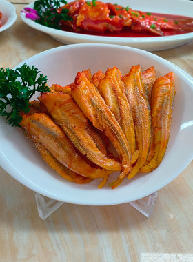 仿真假菜油炸凤尾鱼模型