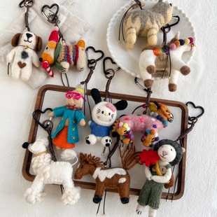 好质感尼泊尔进口纯手工羊毛毡薯条猫咪小羊高级感包包挂件秋冬潮