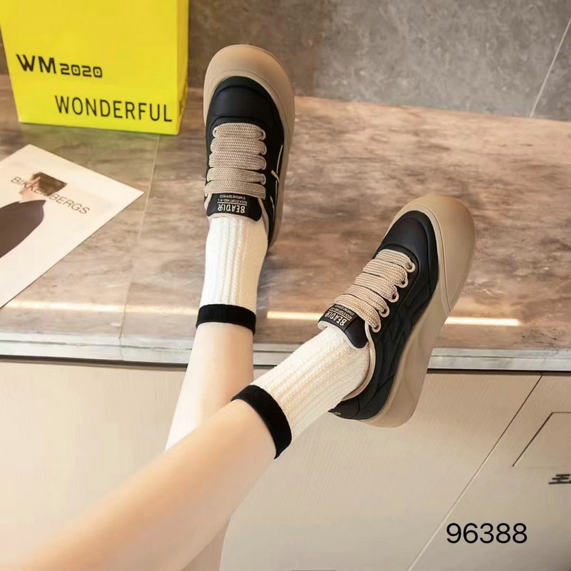 软皮休闲鞋巴迪雅丑萌大头