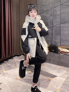 工装派克羽绒棉服2025新款冬季中长款收腰女款欧货冲锋衣保暖外套