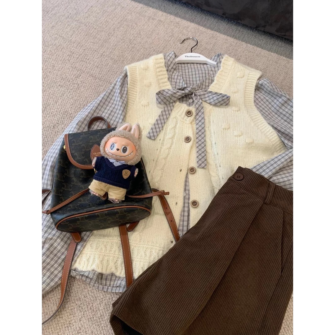 原单外贸出口尾单韩系早秋针织毛衣马甲背心女装短款可爱坎肩上衣