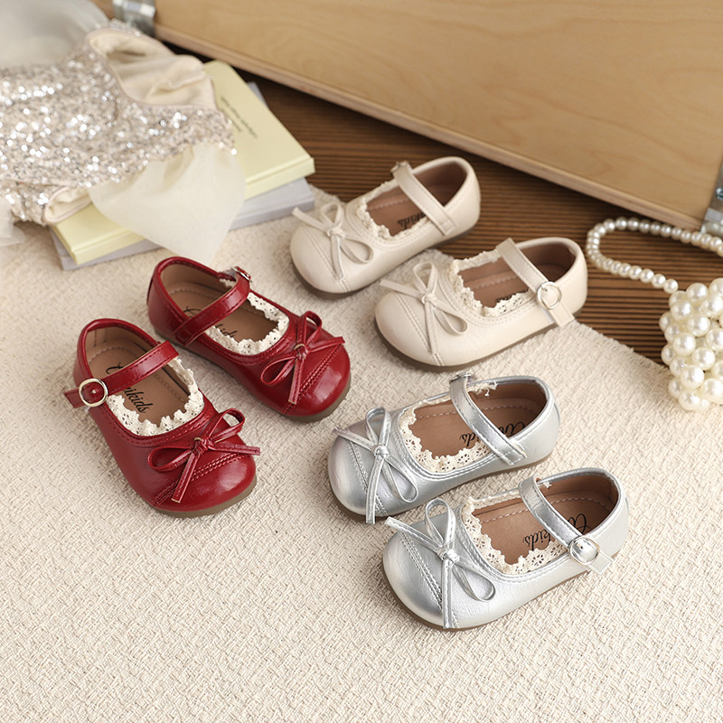 女童公主鞋2026春季新款韩版皮面小皮鞋蕾丝边中小童软底浅口单鞋