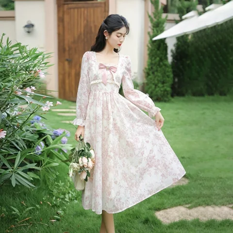 甜美公主风粉色碎花连衣裙女长袖春夏法式桔梗长裙温柔风超仙礼裙