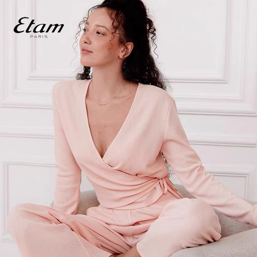 Etam Dolia草坪系列宽松V领长袖松软华夫格柔弹家居服W323DL0405