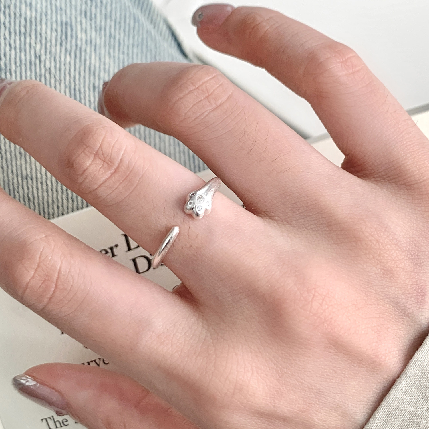 可爱猫爪戒指女ins风小众设计感气质开口指环网红时尚创意食指戒