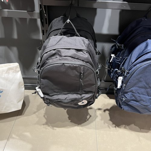 经典双肩背包匡威男女大书包