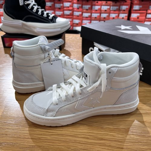 匡威Pro白灰撞色拼接反毛皮时尚个性休闲高帮休闲板鞋男女A09082C