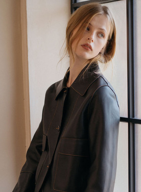 softself 绵羊皮衣短款外套新款秋冬黑色上衣女设计感小众