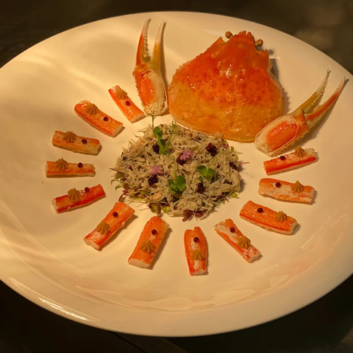 剁椒鱼头汤盘餐厅饭店餐具