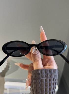 小脸墨镜女街拍遮阳太阳镜