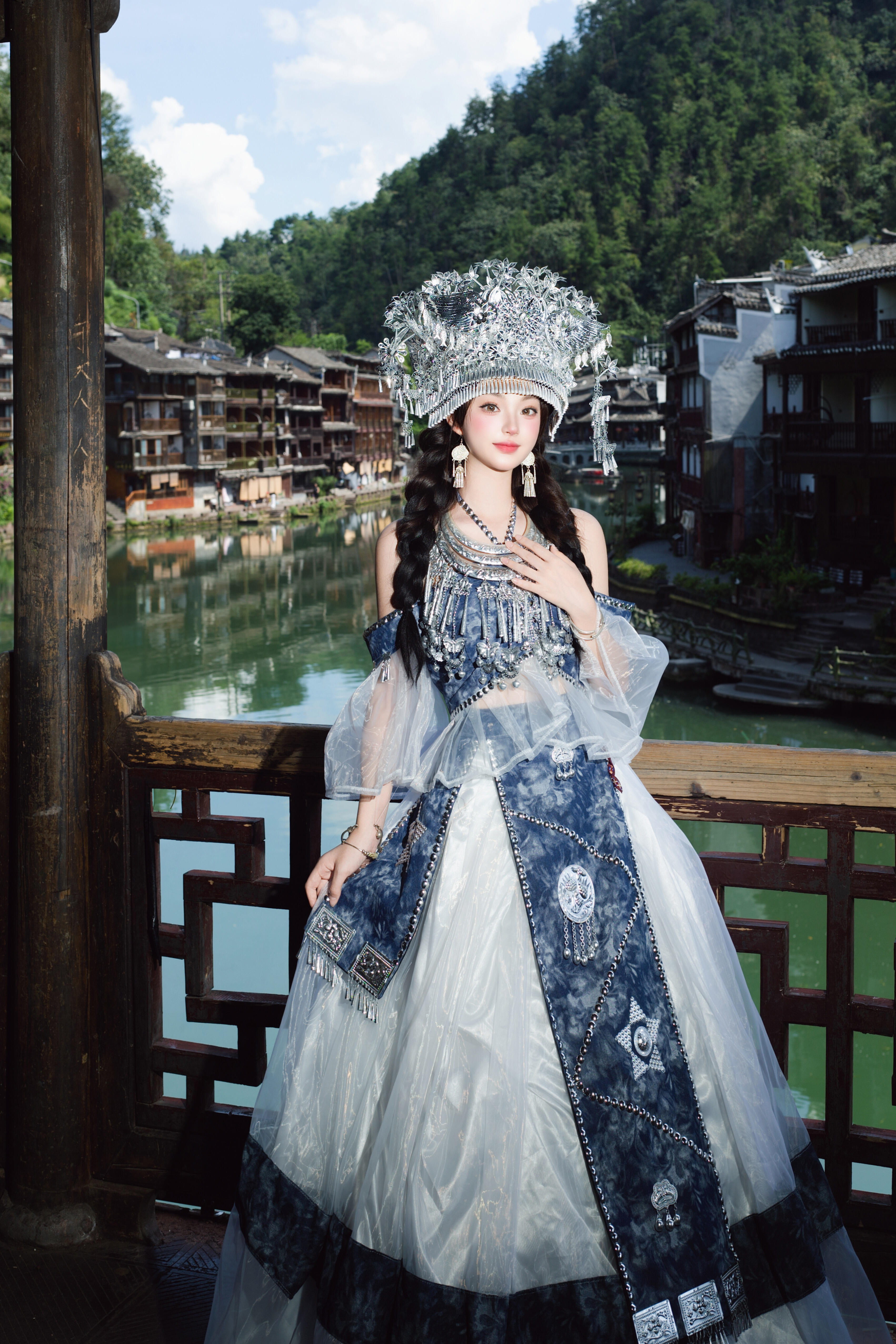 苗族服装女苗疆扎染少女纱裙民族风套装舞台旅拍摄影少数民族服饰