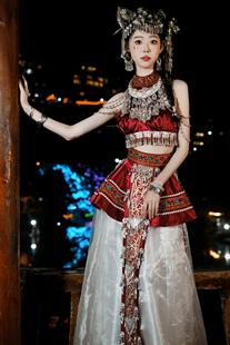 苗族服装苗疆少女土家族少数民族云南旅拍爆款写真舞台服饰新款