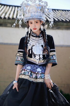 苗族土家族民族风服装苗疆黑色系列舞台演出摄影旅拍时尚爆款服装