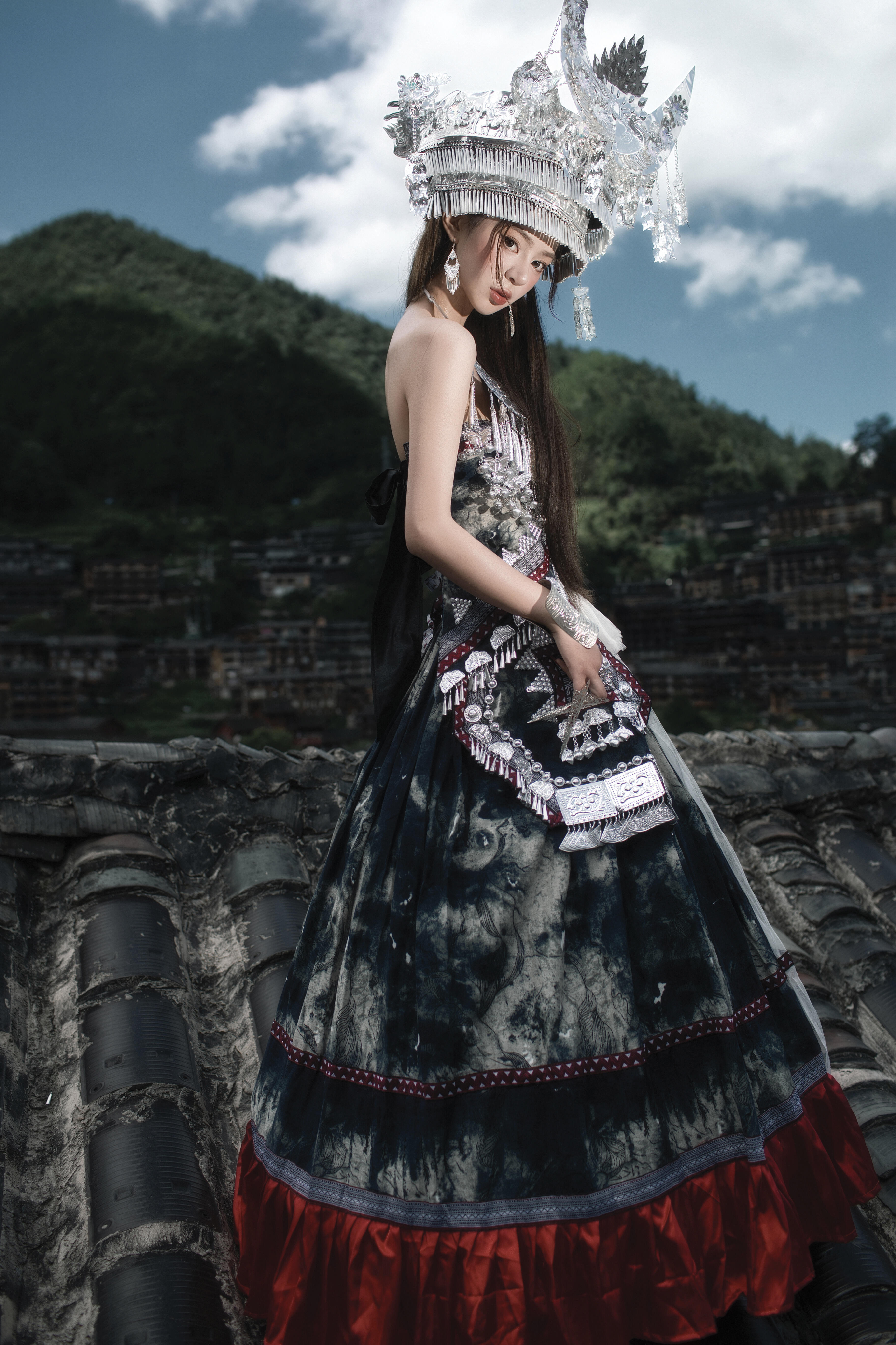 苗族服装女扎染苗疆少女民族风扎染土家族礼服旅拍舞台演出服装新