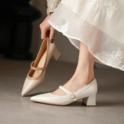 气质一字式扣带粗跟单鞋女