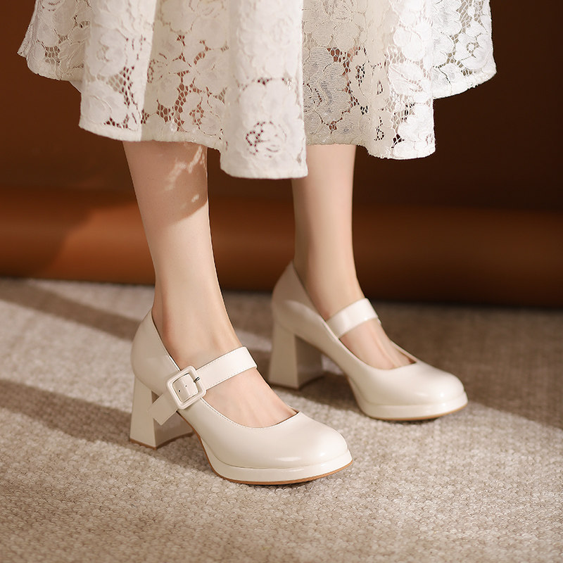 法式白色玛丽珍鞋女2025年新款粗跟单鞋甜妹厚底高跟鞋配婚纱婚鞋