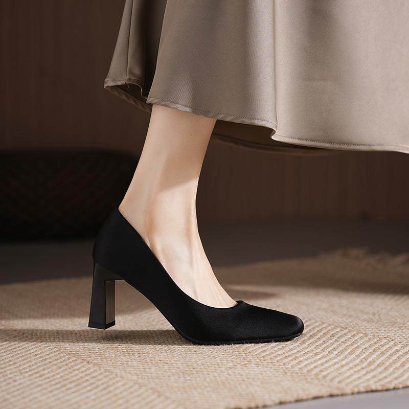 简约黑色粗跟高跟鞋女配裙子旗袍2025新款百搭浅口不累脚工作单鞋