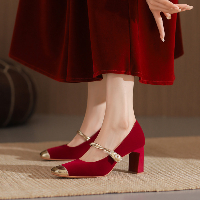 高级感红色方头玛丽珍粗跟高跟鞋女配敬酒服新中式秀禾婚鞋不累脚
