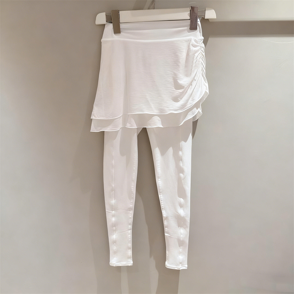 纯色高腰显瘦裙裤一体女