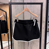 休闲撞色运动短裤 女松紧腰宽松花边热裤 黑色