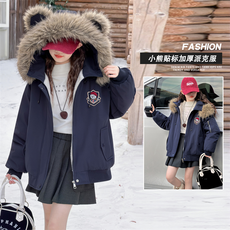 小熊贴标加厚毛领棉服2025款