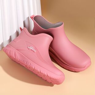 男士厚雨防水滑时筒水房工女士胶雨质量底鞋防耐磨尚短鞋厨作鞋靴