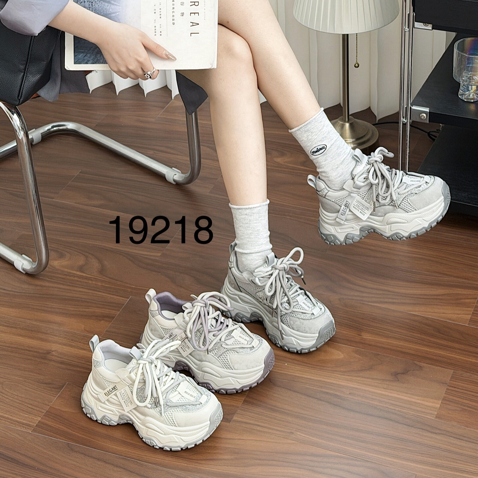 她菲娅2026春欧货新款真皮老爹鞋女厚底百搭轻便运动休闲鞋19218