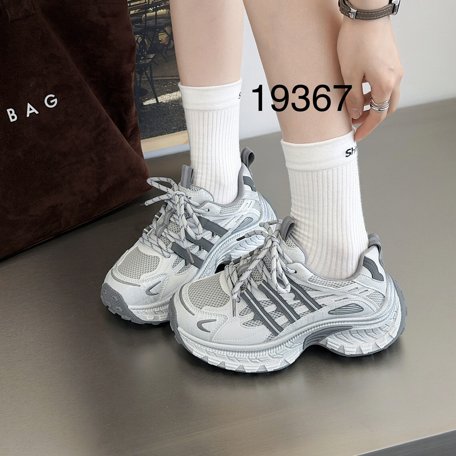 她菲娅2026秋欧货新款真皮老爹鞋女厚底百搭透气休闲运动鞋19367