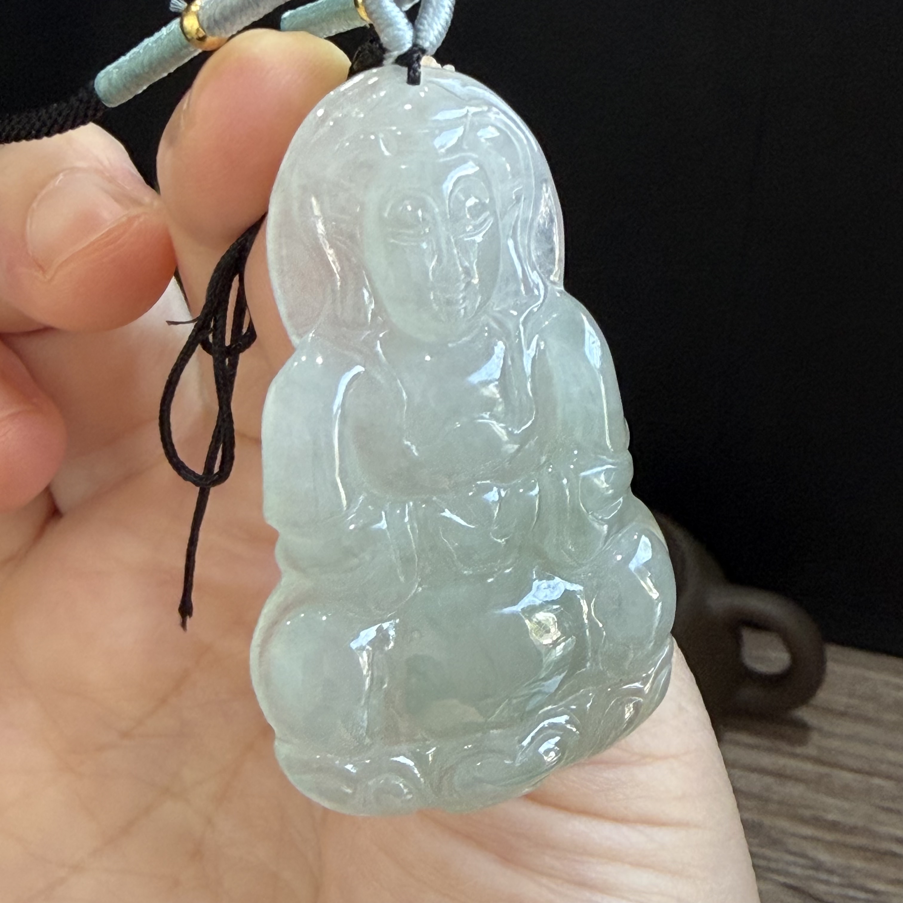 天然缅甸翡翠玉观音吊坠冰种浅绿老坑a货玉挂件7703带证书精雕