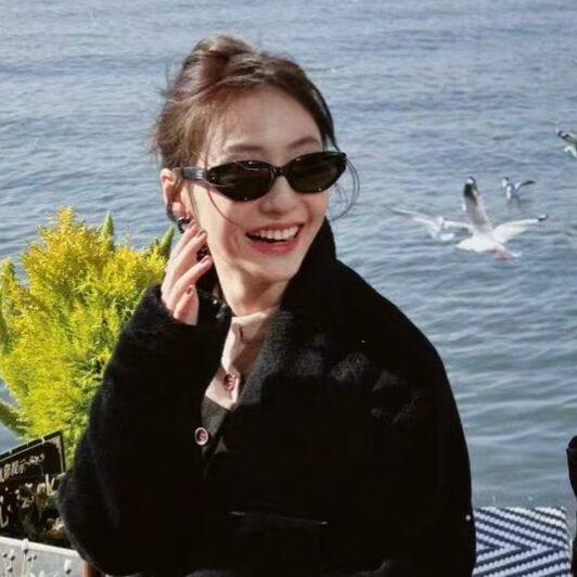 2025新款韩版复古猫眼墨镜女潮小脸时髦高级感街拍ins防晒太阳镜,ZIPPO/瑞士军刀/眼镜,太阳眼镜,淘宝优惠券,粉丝福利购,淘宝优惠卷