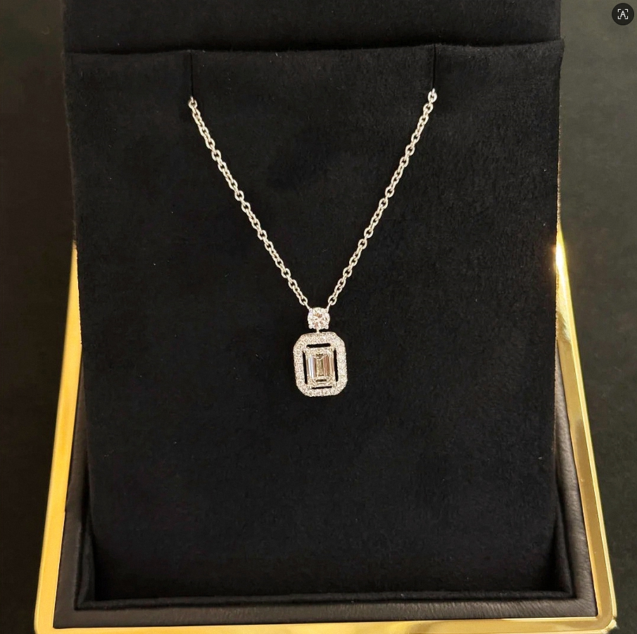 香水瓶项链女纯银白金满钻方块方糖吊坠锁骨链轻奢时尚高级送女友