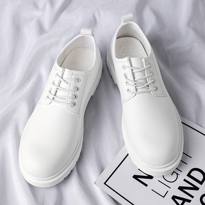 白色小皮鞋男生商务西装工作上班学生青年结婚伴郎摄影英伦潮鞋子