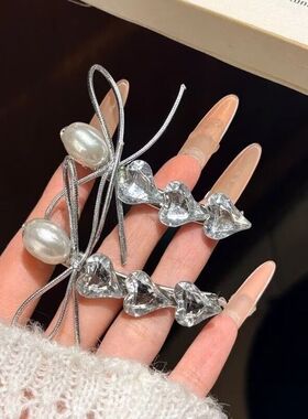 亮晶晶爱心水钻蝴蝶结发夹